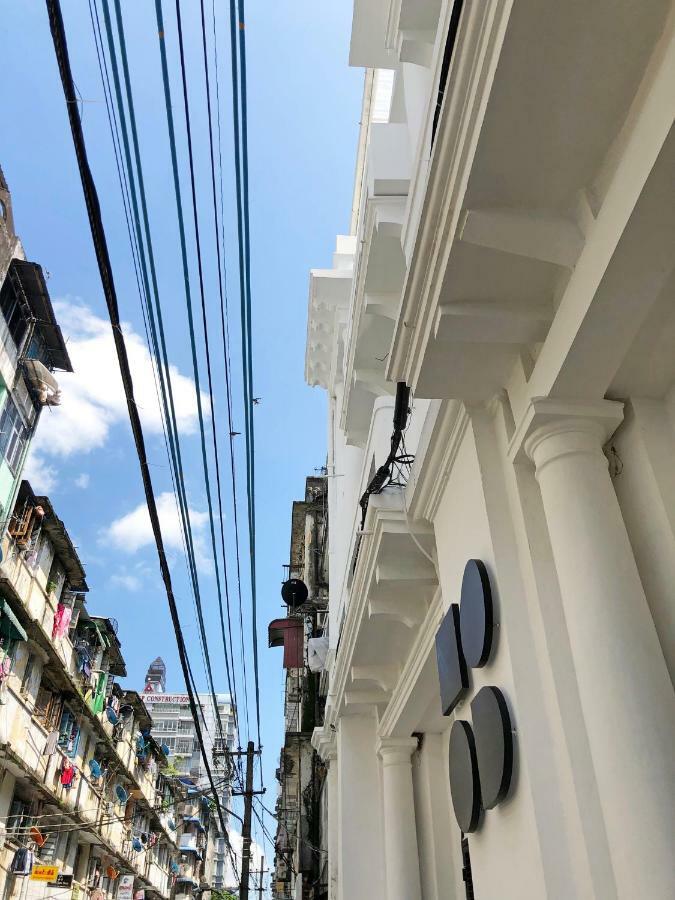 Hood Hostel Yangon Exterior photo